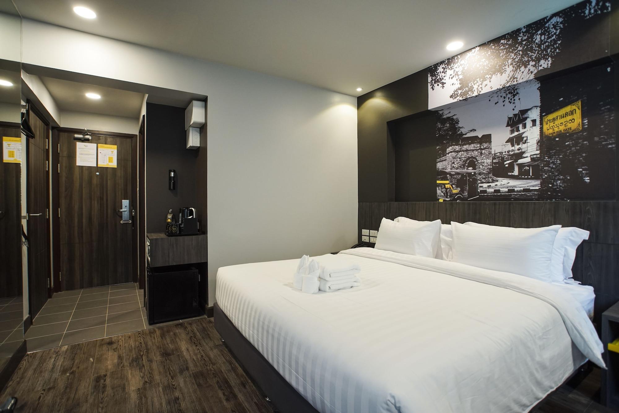 Hotel Sleep Mai Thapae Old Lifestyle